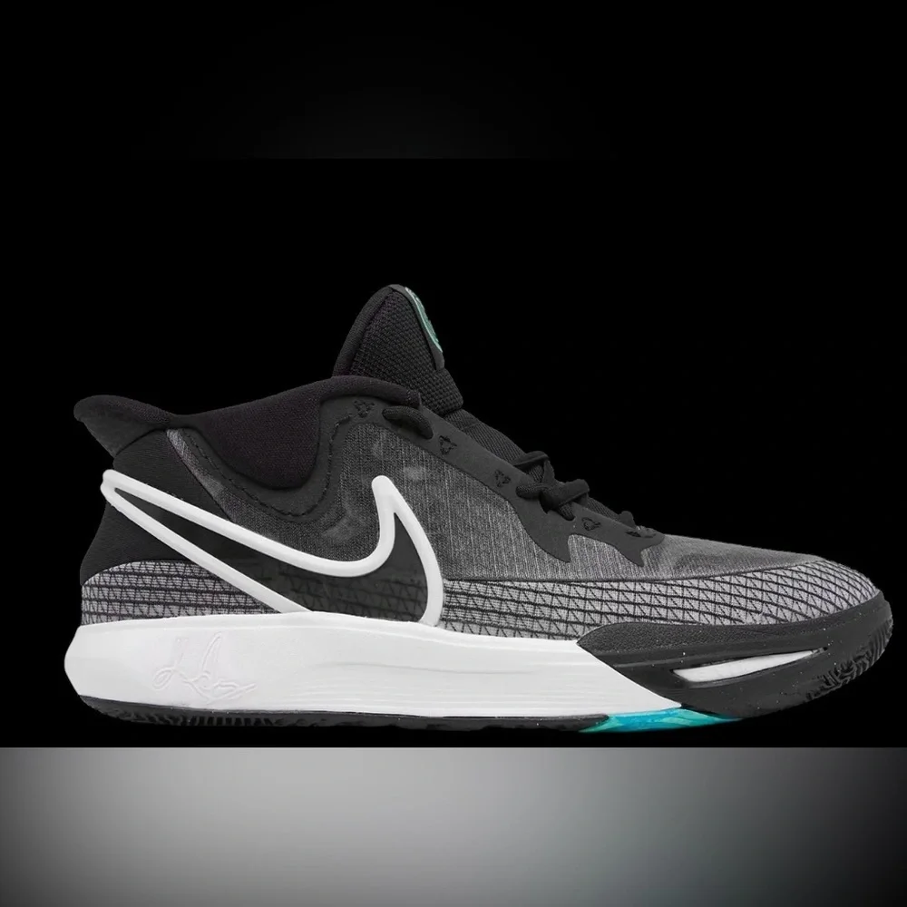 NIKE KYRIE 8 GS ORCA Kids Sneakers Size 4Y. Brand new in box.